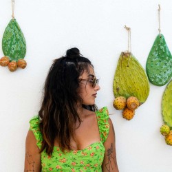 Foglia fico d'india verde frutti colorati 25 cm Foglia fico d'india verde frutti colorati 25 cm